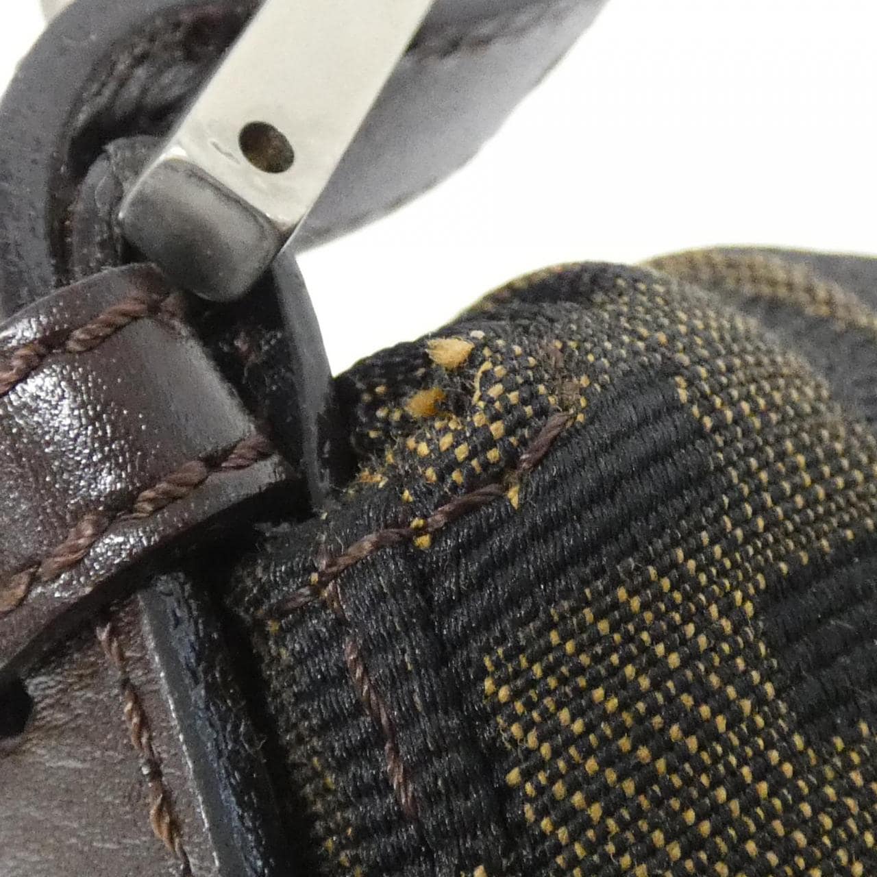 【ヴィンテージ】フェンディ バゲット 26424 ショルダーバッグ