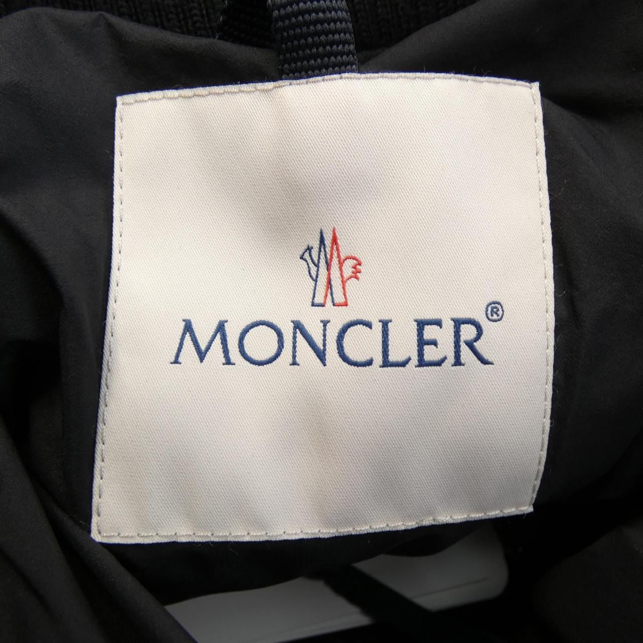 【新品】モンクレール MONCLER ダウンジャケット