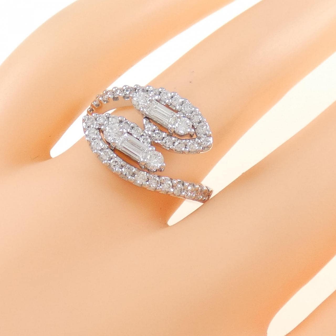 18KWG ダイヤモンド リング 1.00CT