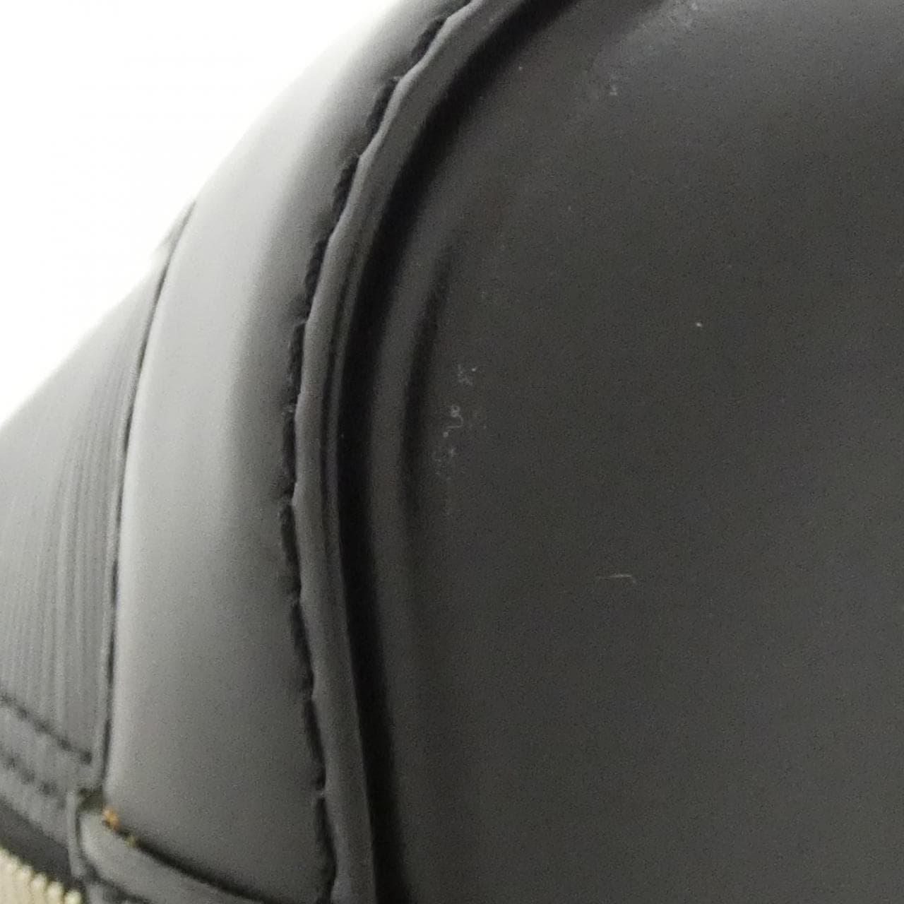 ルイヴィトン エピ アルマBB M59217 バッグ