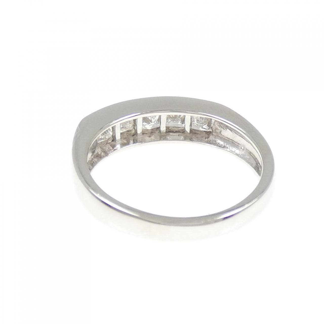 PT850 ダイヤモンド リング 0.90CT