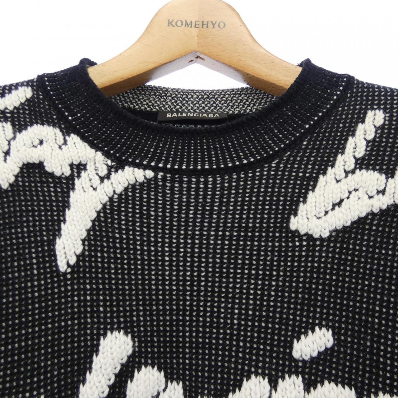 バレンシアガ BALENCIAGA 625985 T3180 ニット