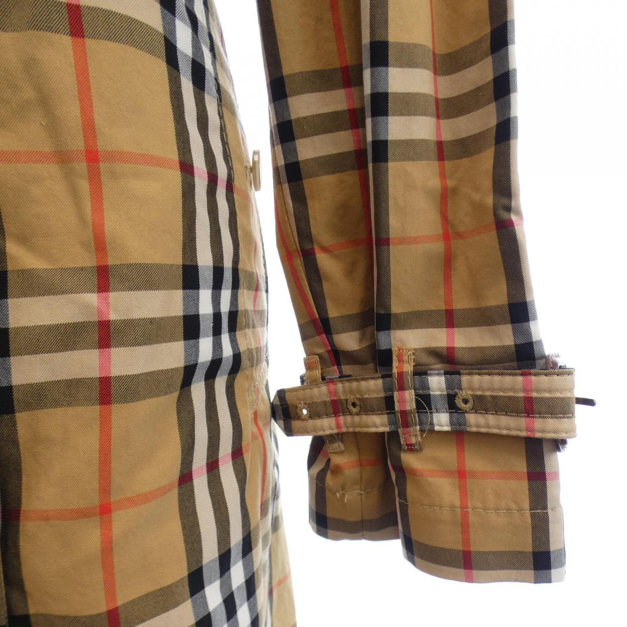 BURBERRY巴宝莉风衣