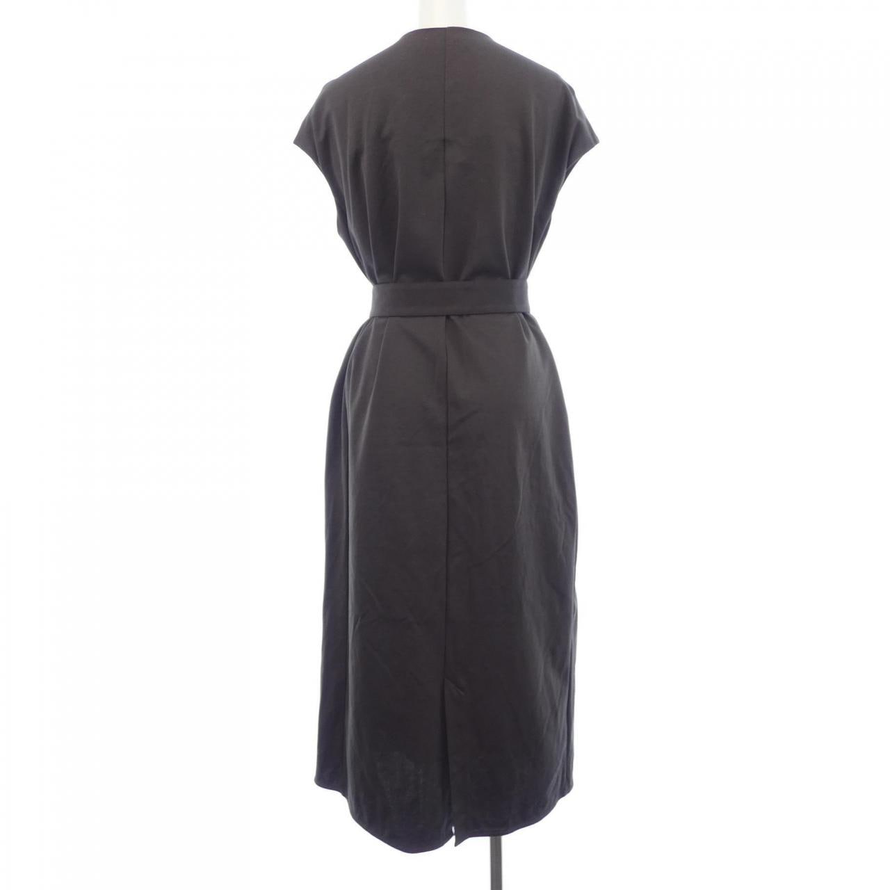 ニジュウサンク 23区 カットワンピース