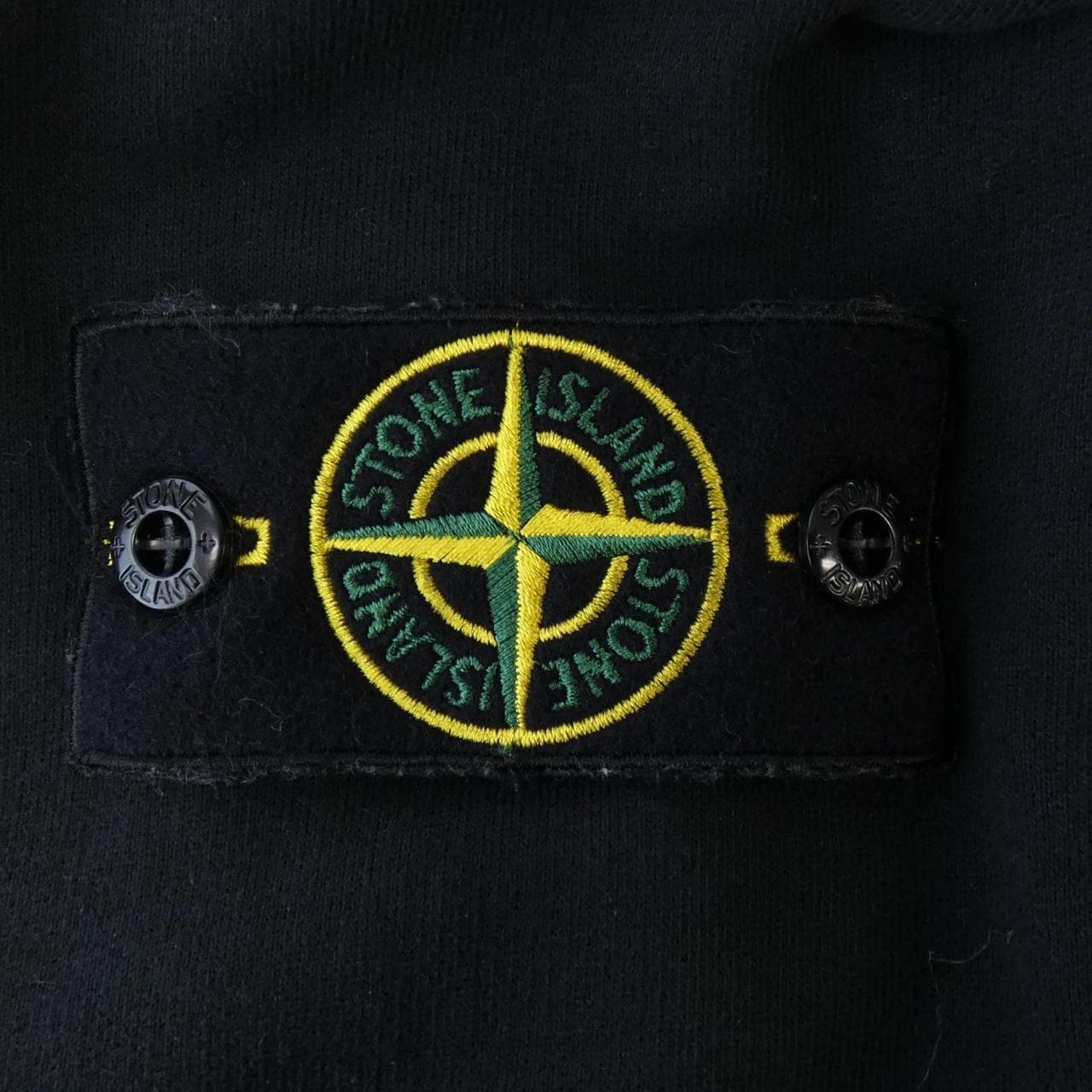 ストーンアイランド STONE ISLAND パーカー