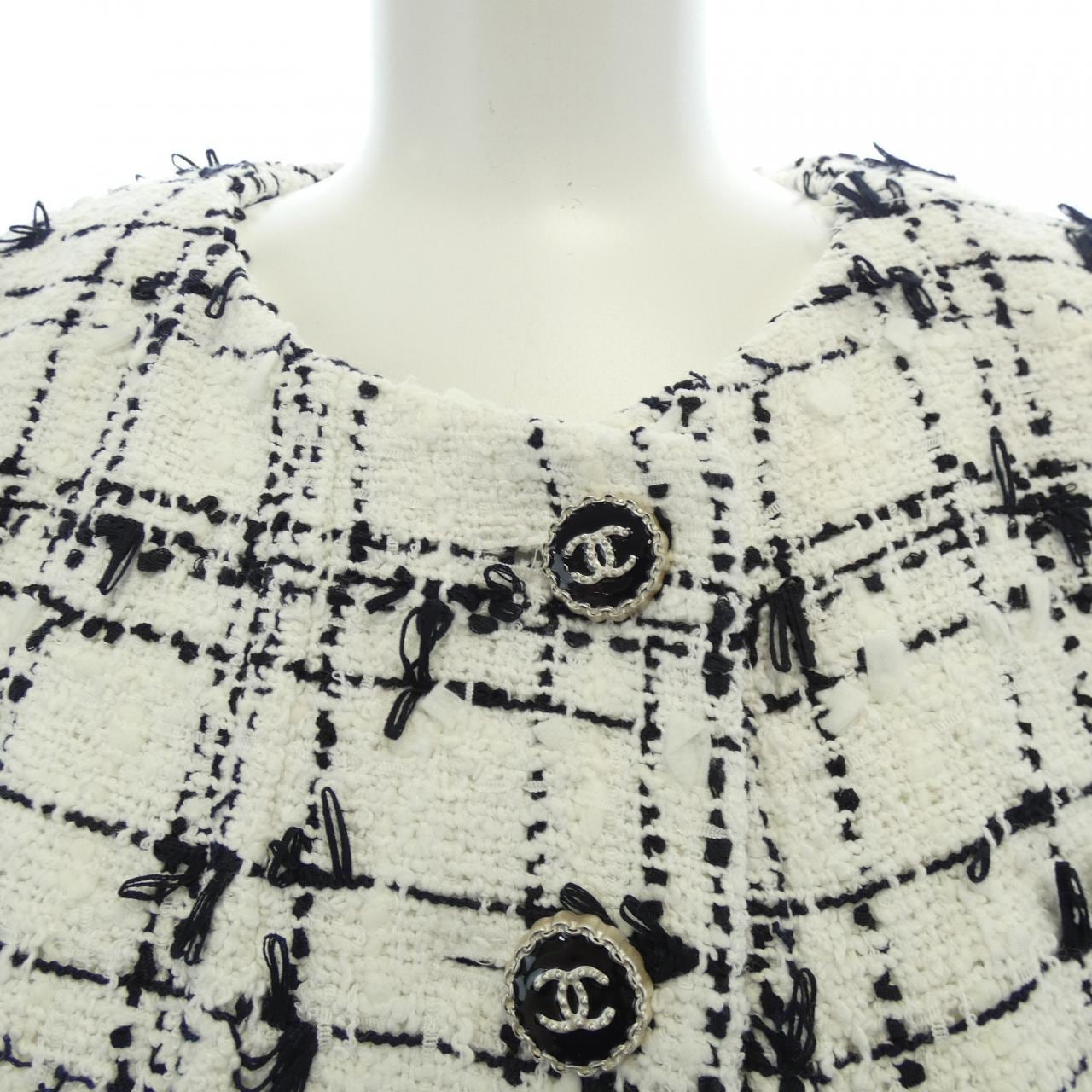 シャネル CHANEL ノーカラージャケット