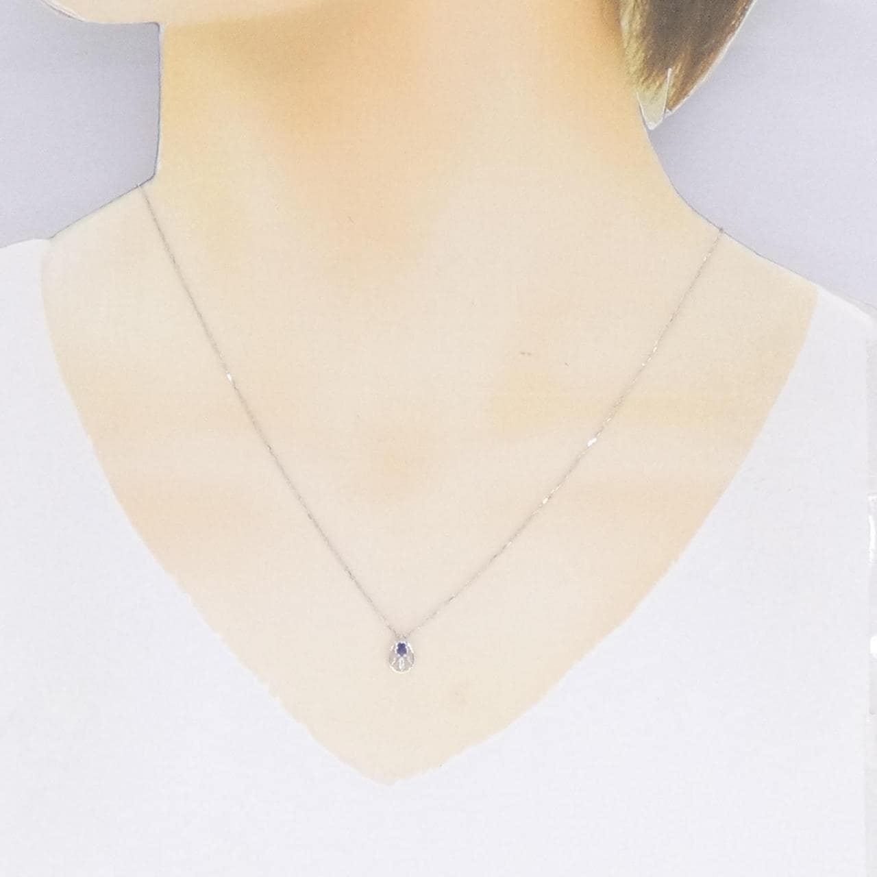 K10WG sapphire necklace