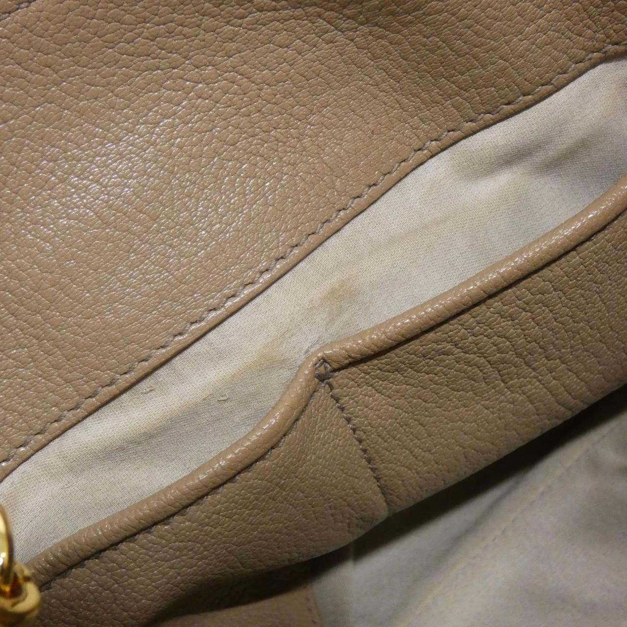 ミュウミュウ RCN886 ショルダーバッグ