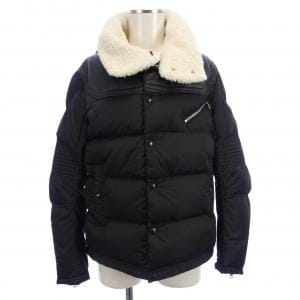 モンクレール MONCLER ダウンジャケット