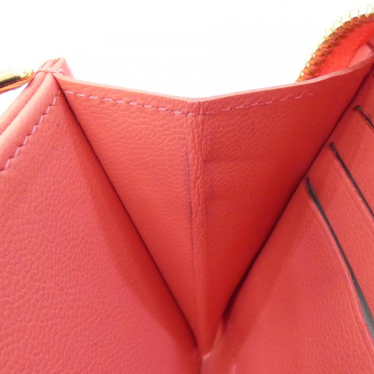 ルイヴィトン クッサン ジッピー ウォレット M83212 財布