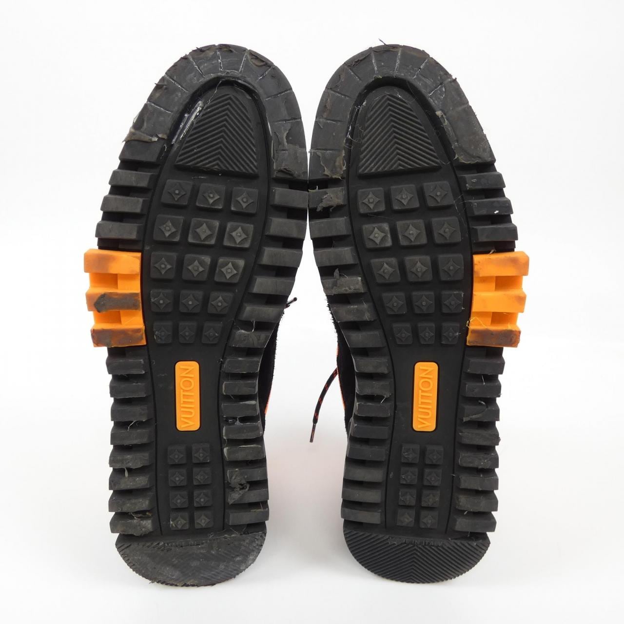 LOUIS LOUIS VUITTON sneakers