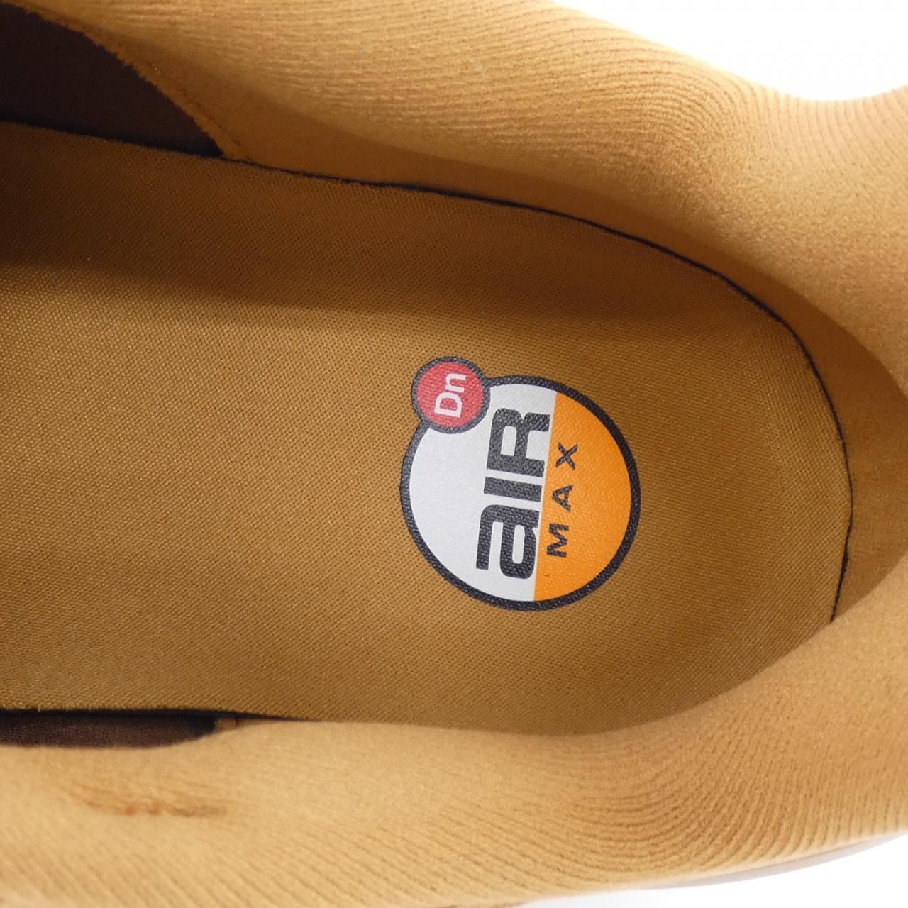 ナイキ NIKE IB6381-200 スニーカー