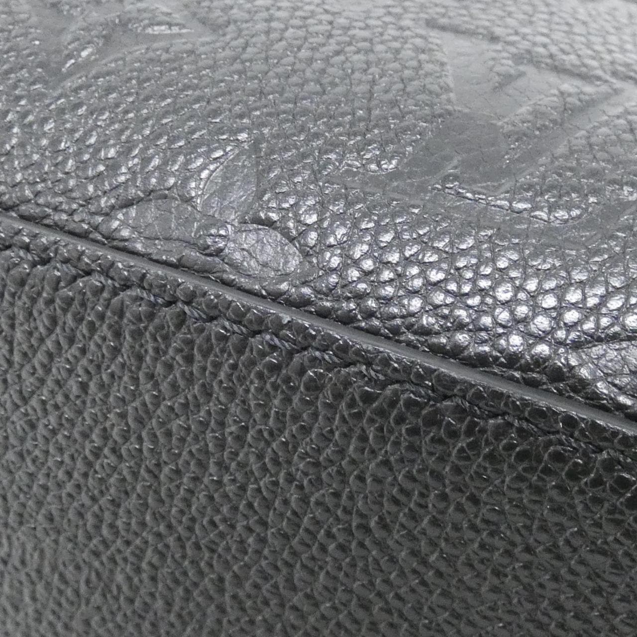 ルイヴィトン モノグラム アンプラント サントンジュ M44593 ショルダーバッグ