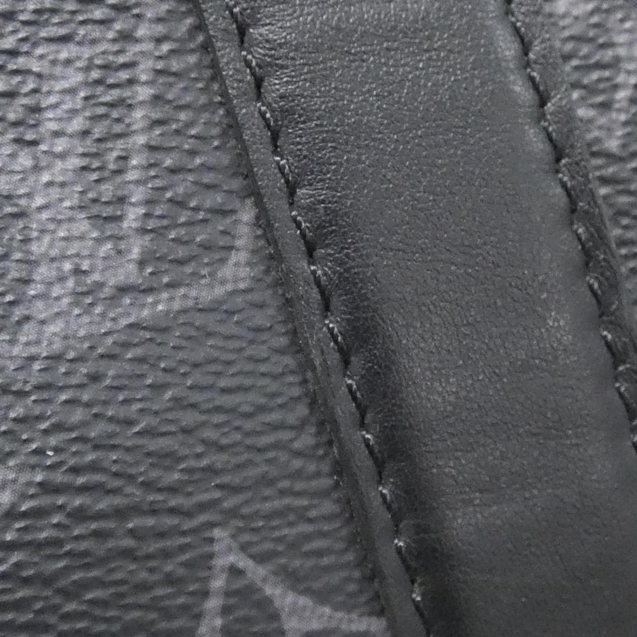 ルイヴィトン モノグラム エクリプス リバース シティ キーポル M45936 ショルダーバッグ