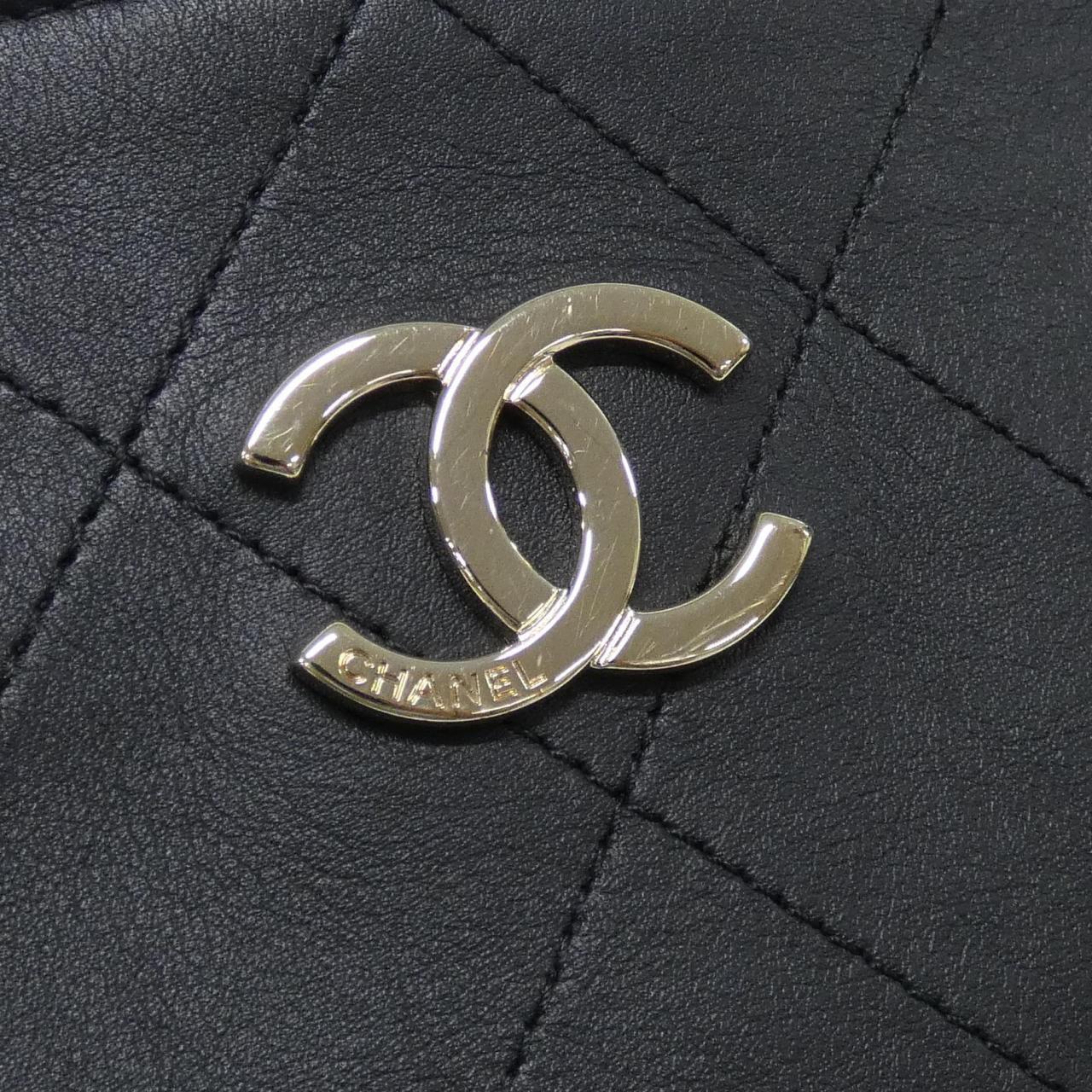 シャネル バッグ