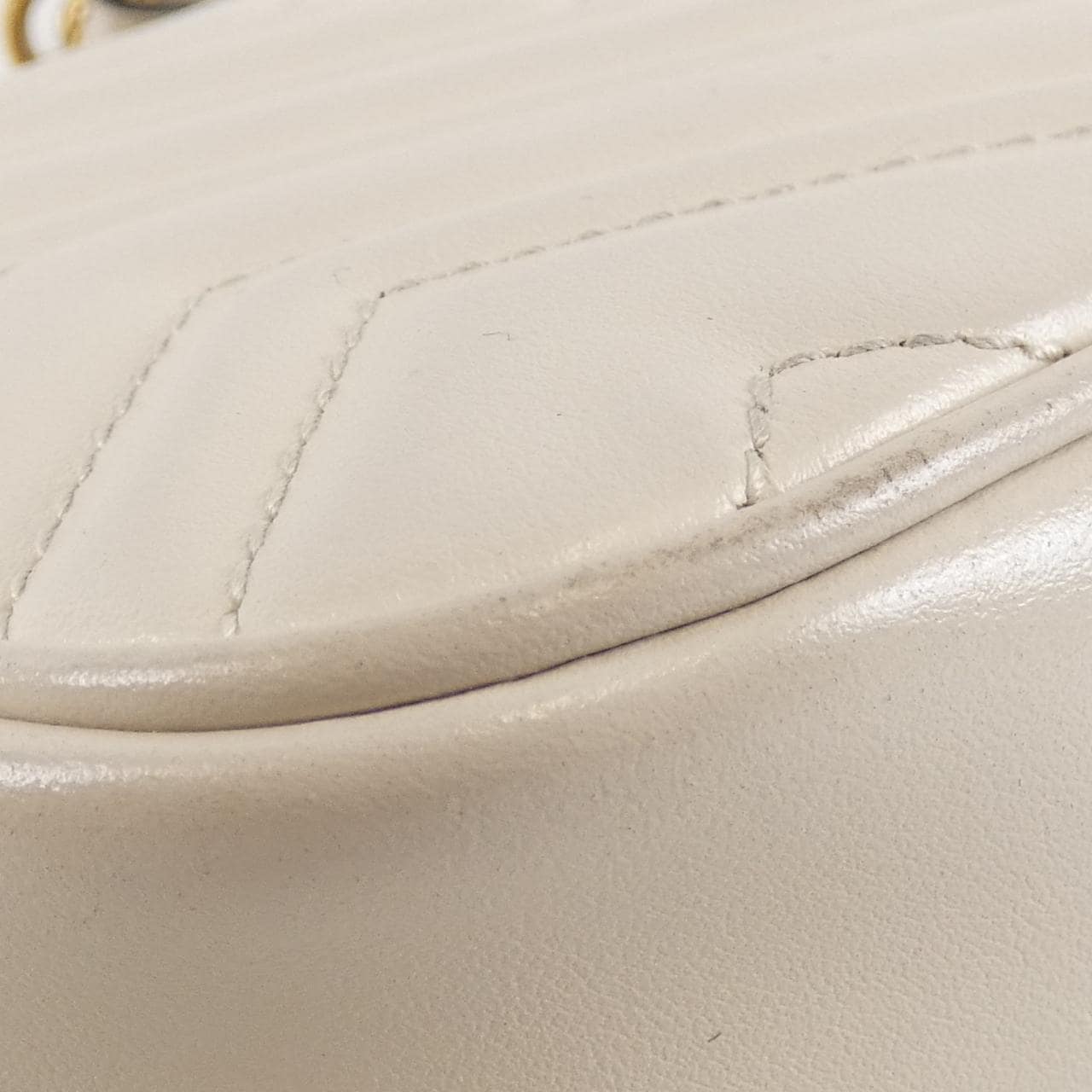 グッチ GG マーモント739682 AABZC ショルダーバッグ