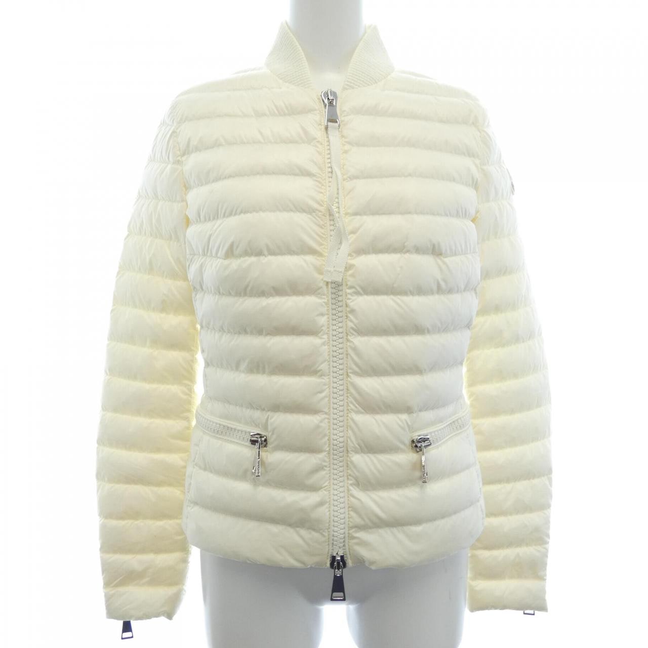 モンクレール MONCLER ダウンジャケット