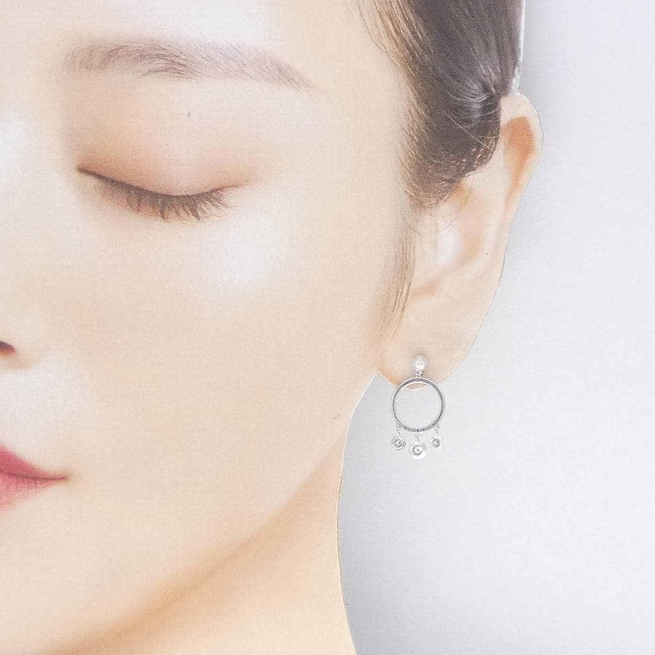 カルティエ ディアマンレジェ ピアス