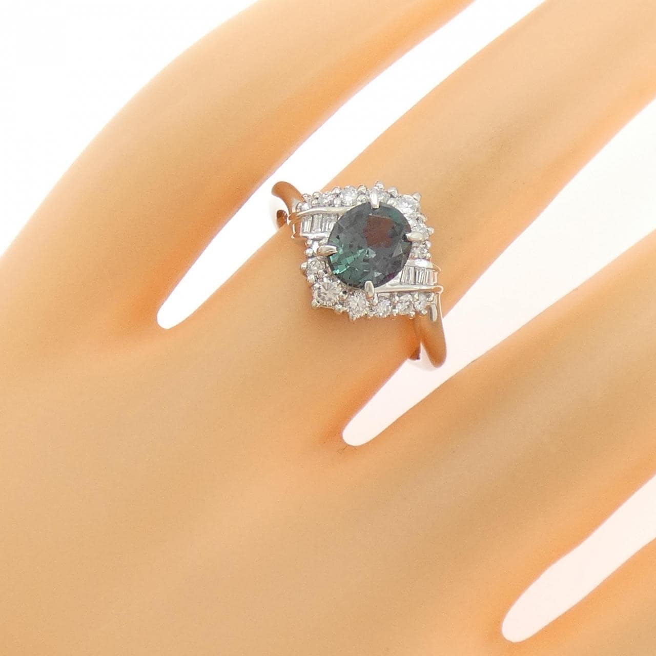 クレサンベール 合成アレキサンドライト リング 1.10CT