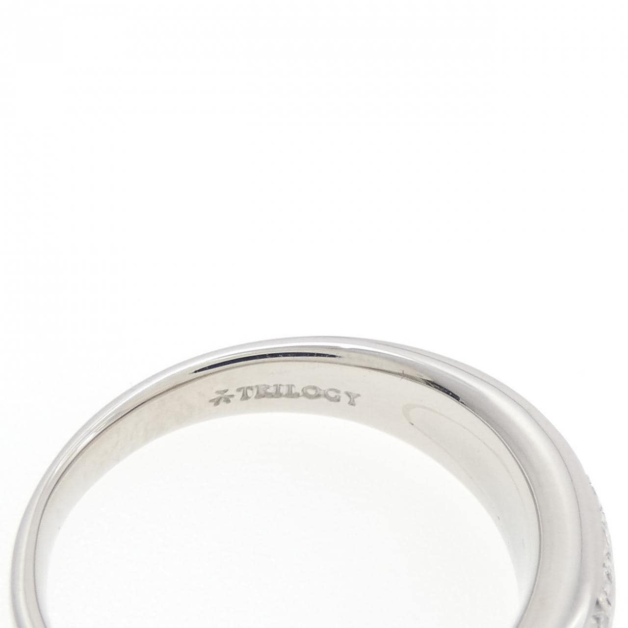 トリロジー ダイヤモンド リング 0.44CT