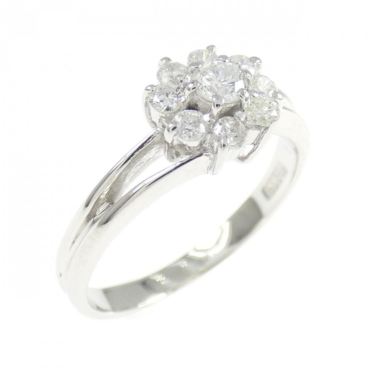 PT900 フラワー ダイヤモンド リング 0.31CT