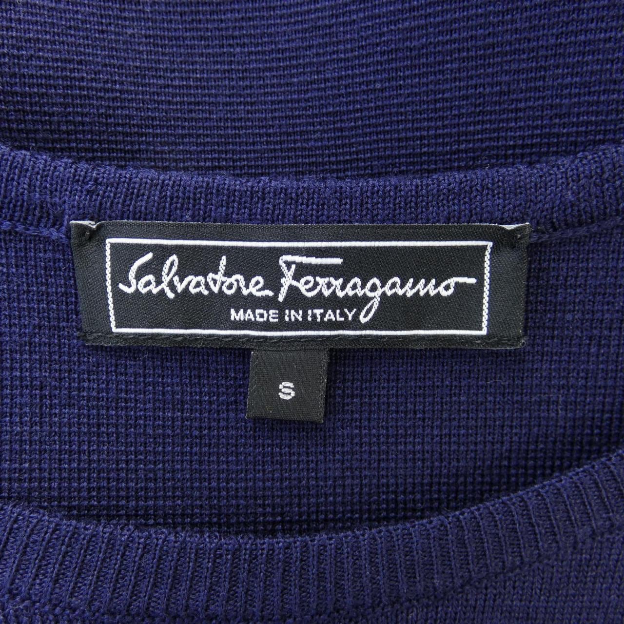 サルヴァトーレフェラガモ SALVATORE FERRAGAMO ワンピース