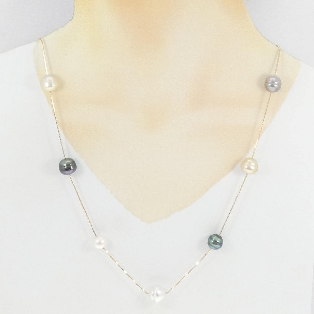 Tasaki pearl necklace
