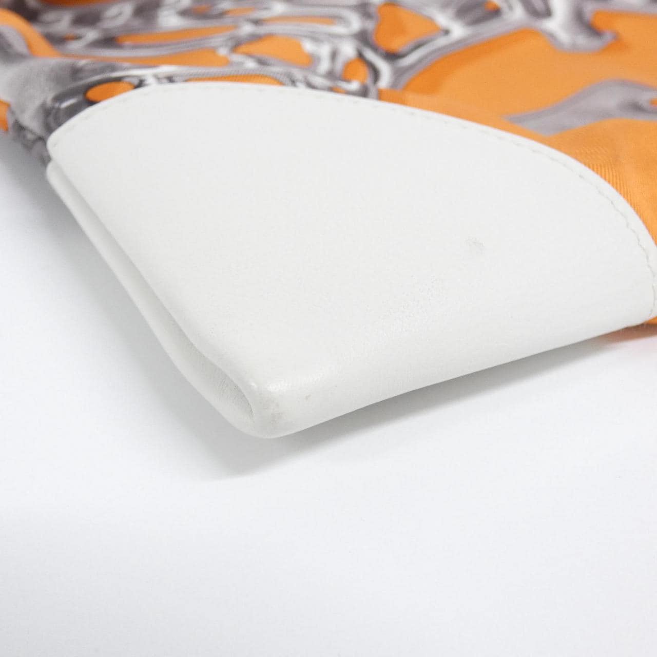 HERMES VIF ARGENT Silky City MM Shoulder Bag