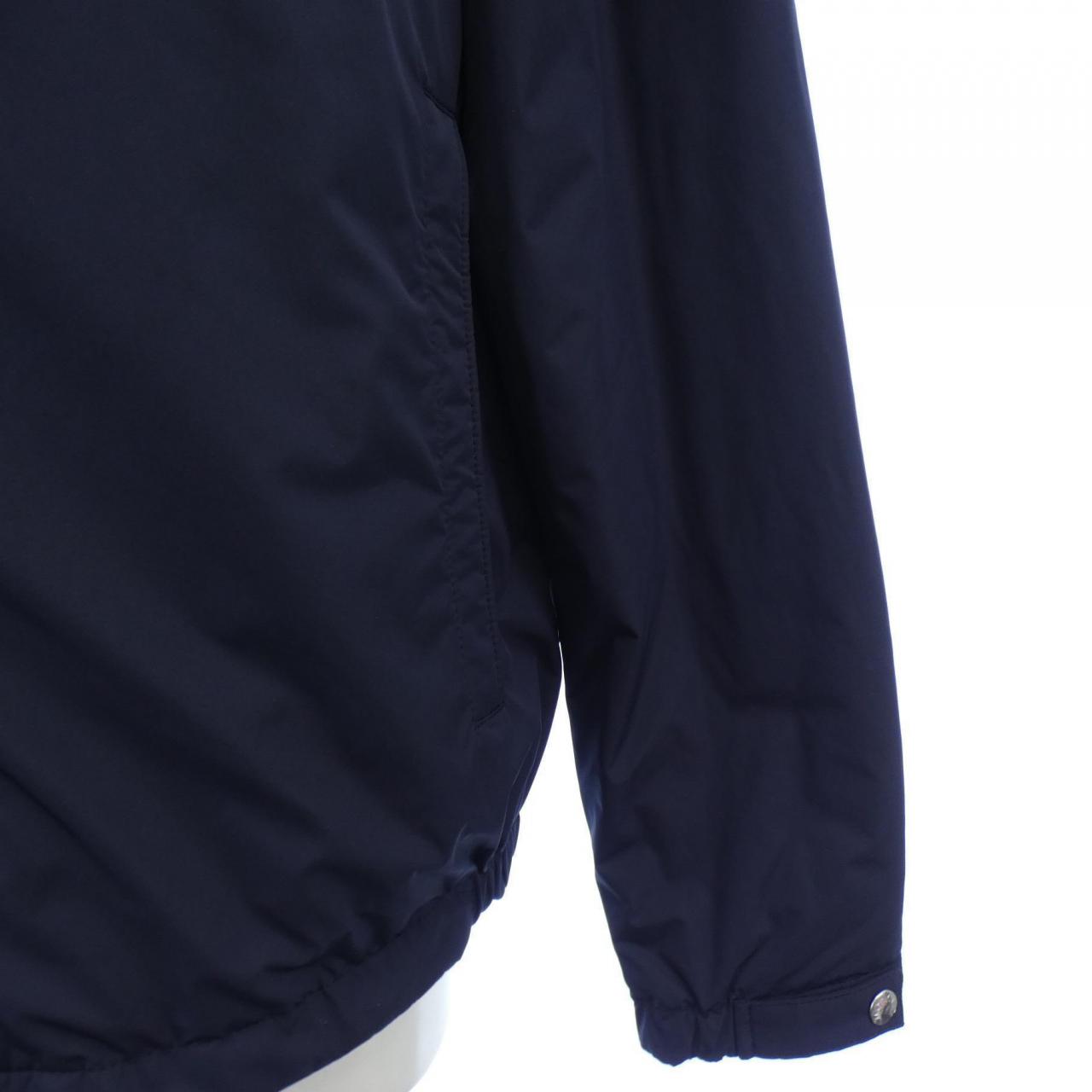 モンクレール MONCLER ダウンジャケット