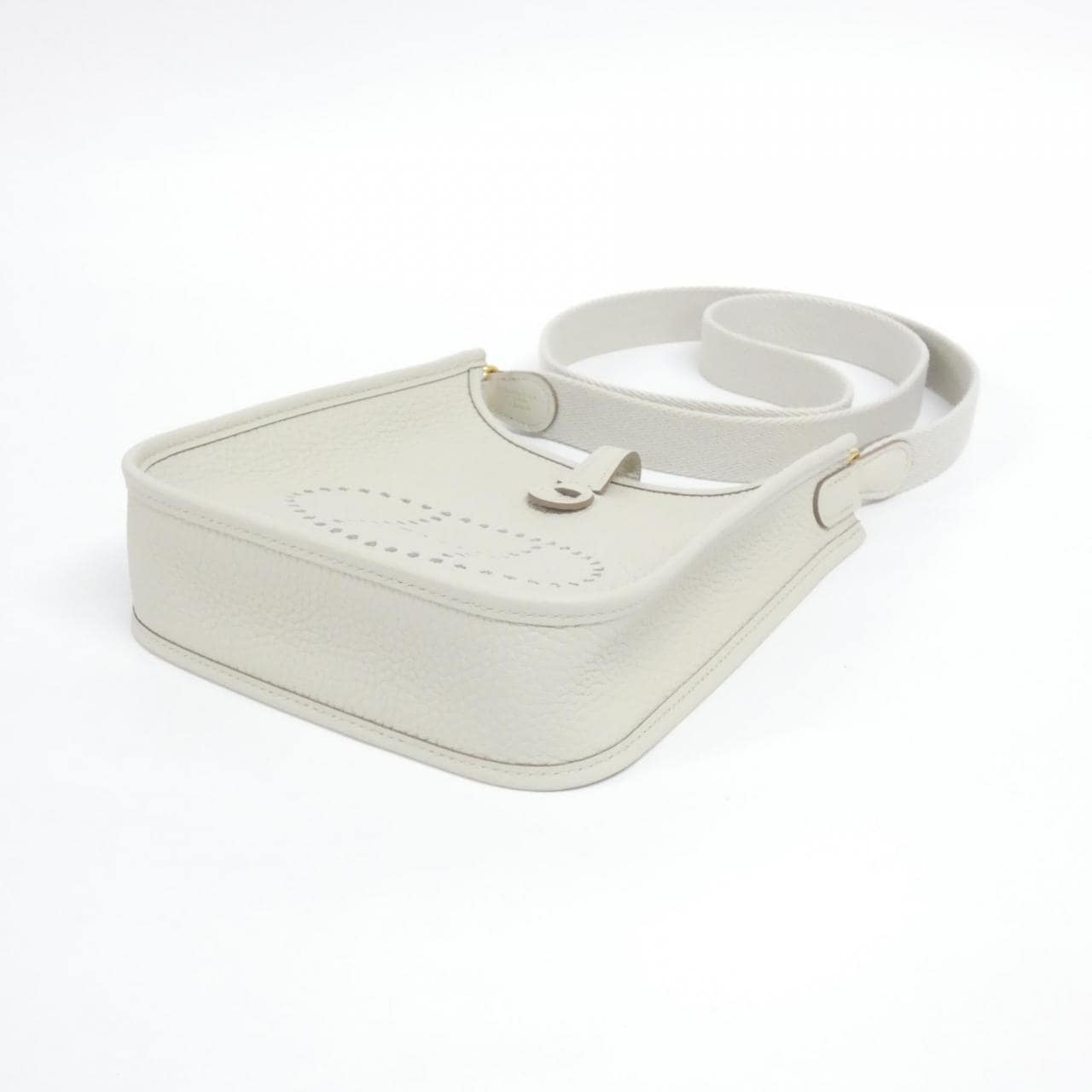 【未使用品】エルメス マキシキャドリーユ エヴリン アマゾン 16cm 069426CC ショルダーバッグ