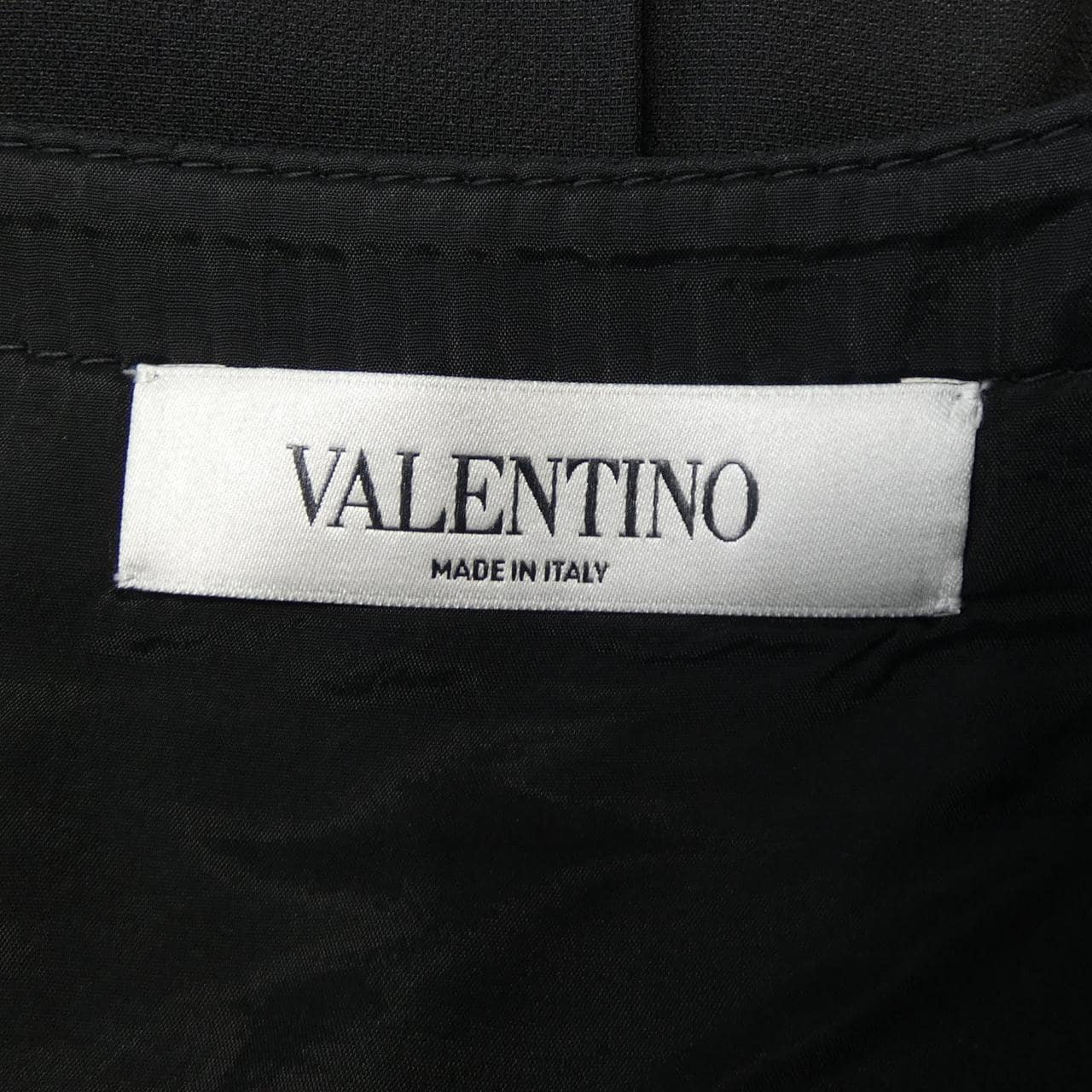 ヴァレンティノ VALENTINO QB3RA4251CF ショートパンツ