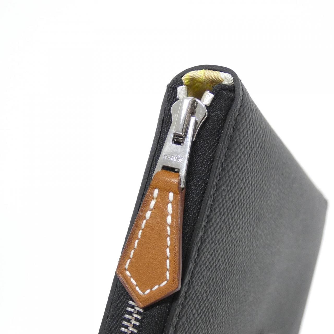 【未使用品】エルメス EN LIBERTE シルク イン クラシック 084387CK 財布