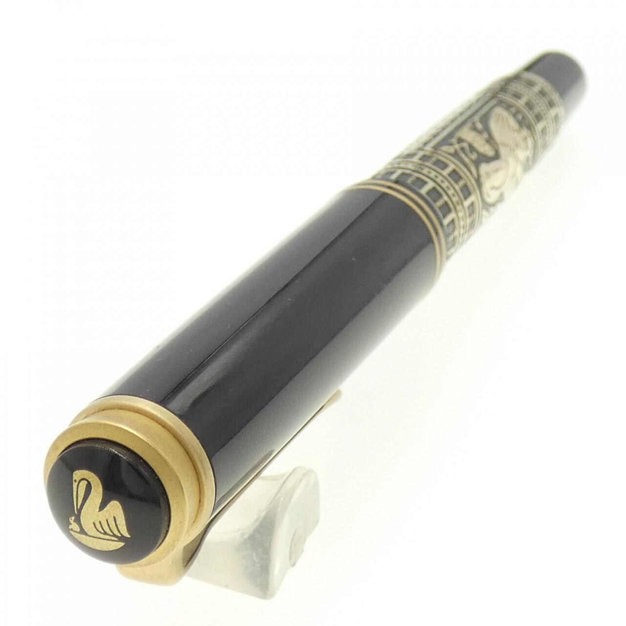 Pelikan 700 Toledo Fountain Pen