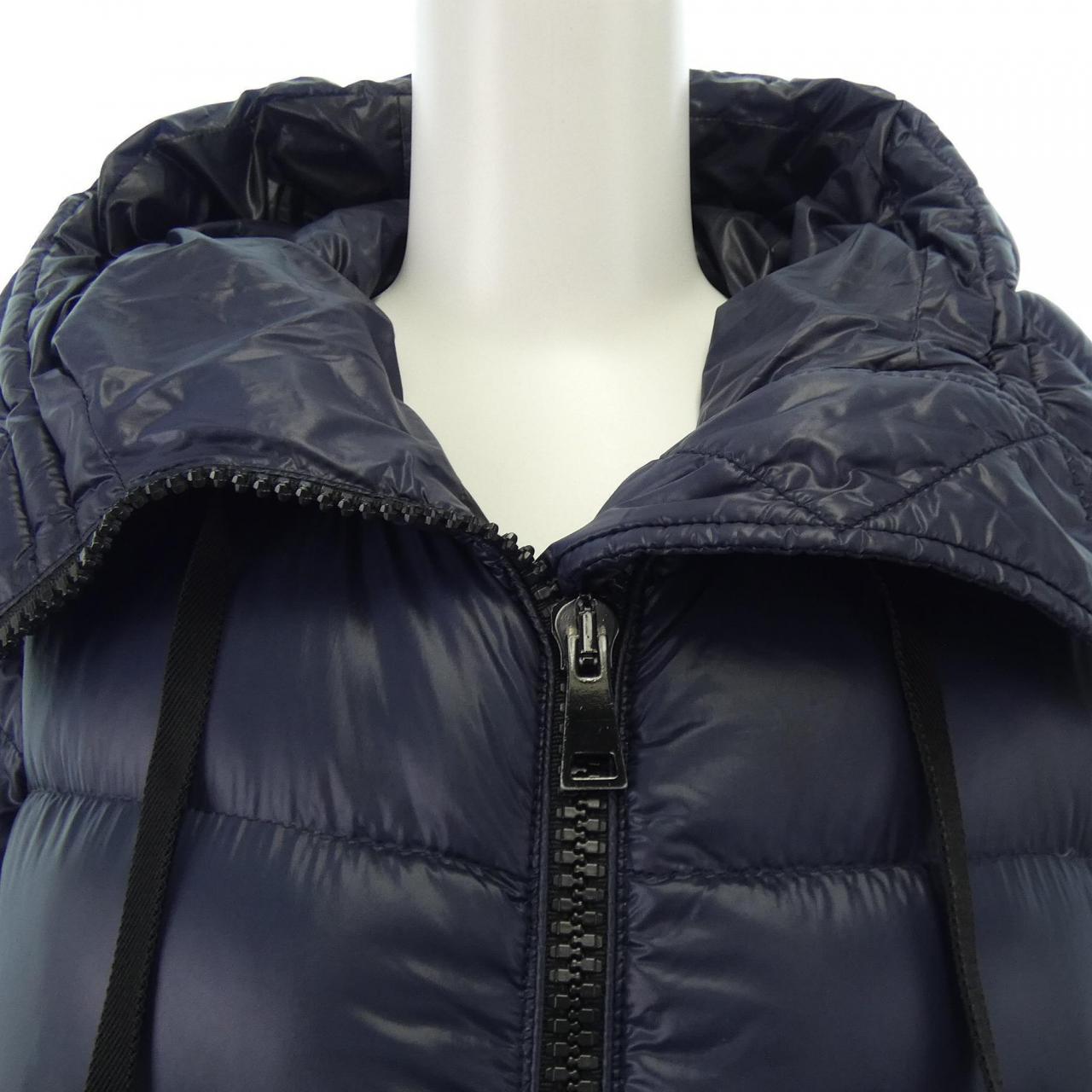 MONCLER蒙克勒羽绒服