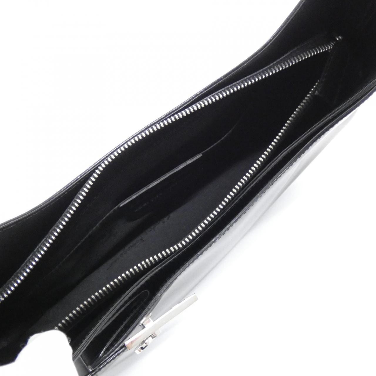 サルヴァトーレフェラガモ 21 0170 ショルダーバッグ