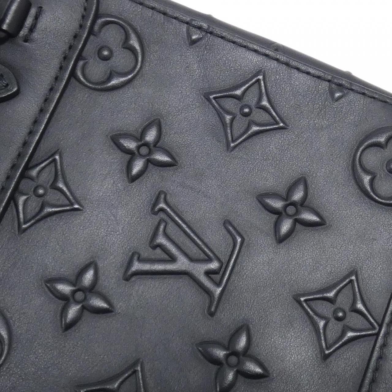 ルイヴィトン モノグラム シール スティーマーXS M58707 ショルダーバッグ