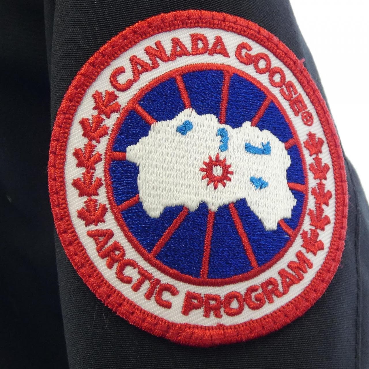 カナダグース CANADA GOOSE ダウンコート