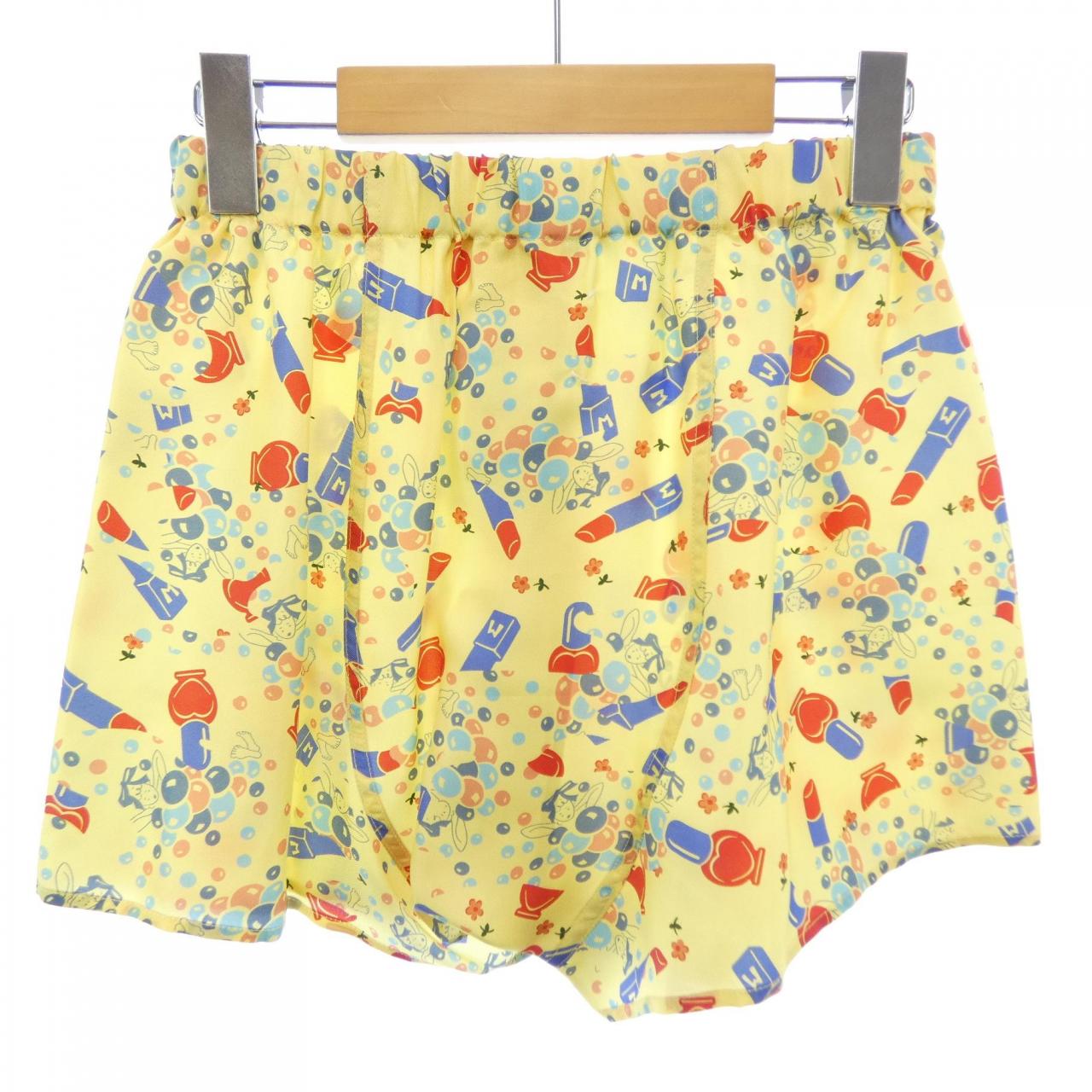 メゾンマルジェラ Maison Margiela S50QG0021 ショートパンツ