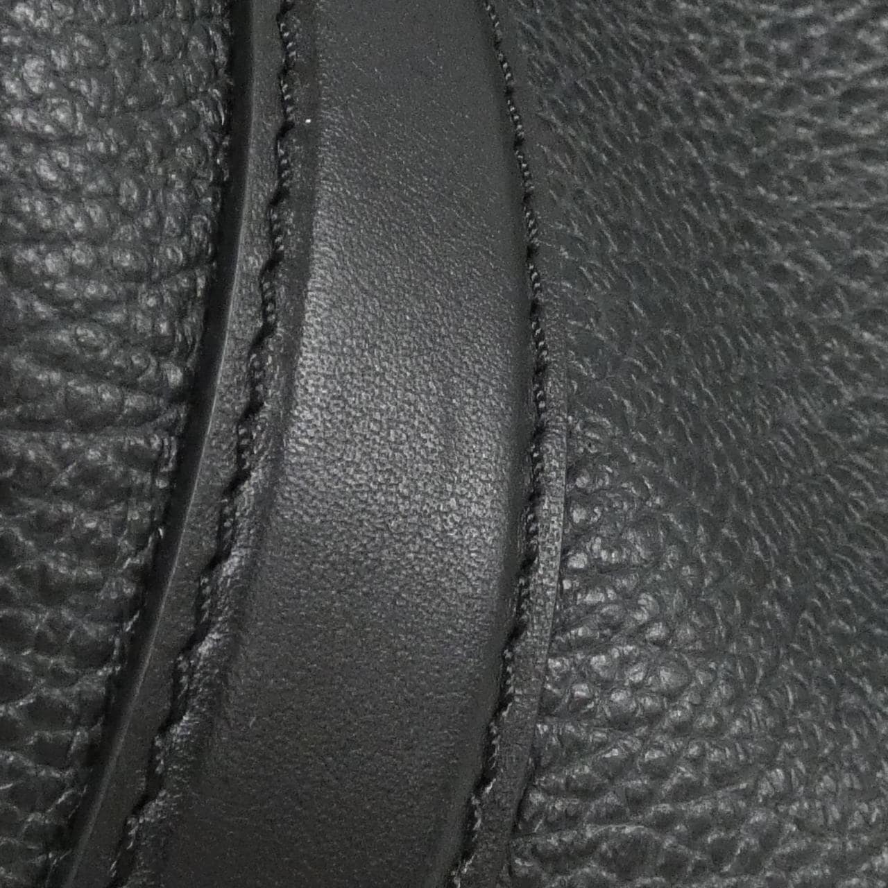 ルイヴィトン LV バイカー MM M14700 バッグ