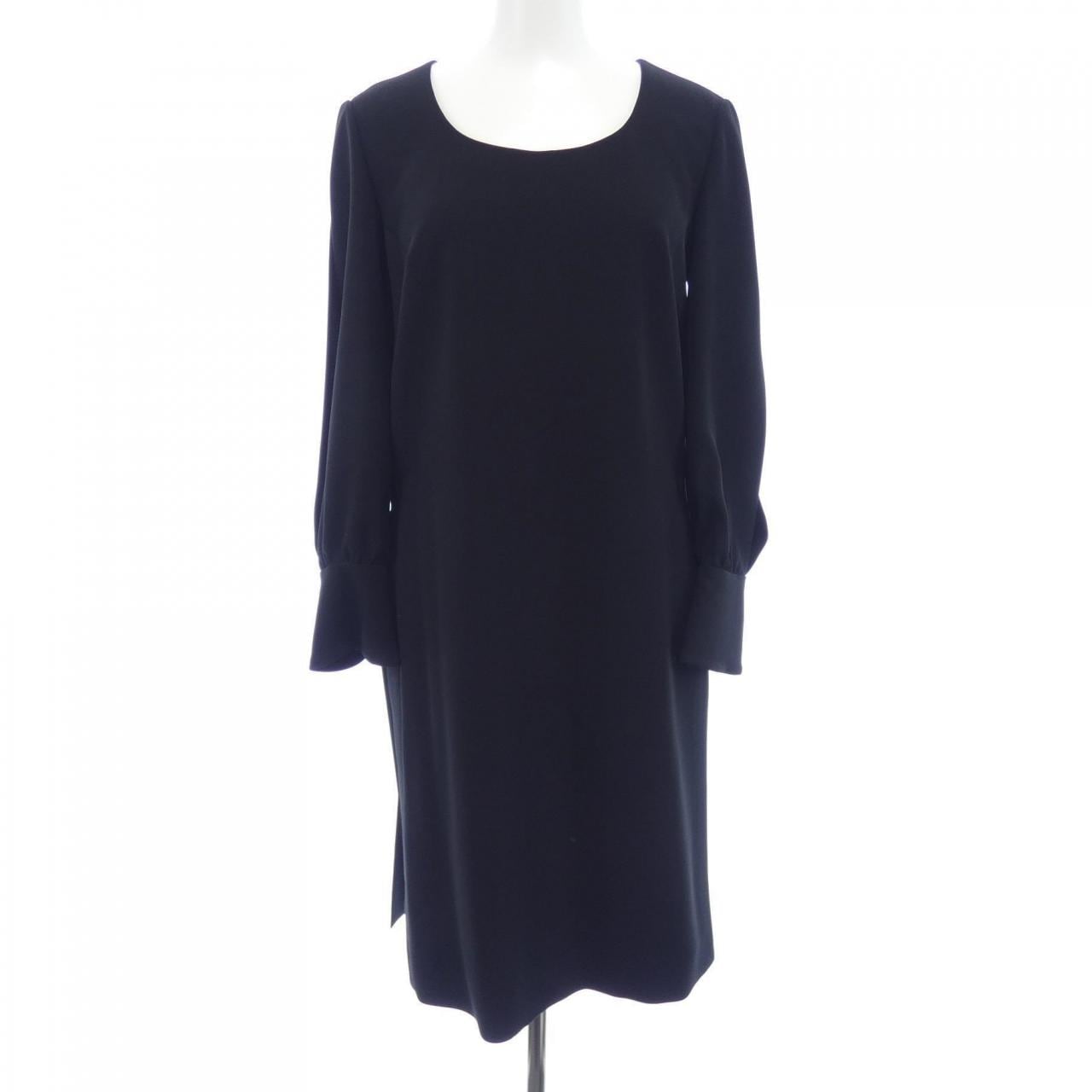 エンポリオアルマーニ EMPORIO ARMANI ワンピース