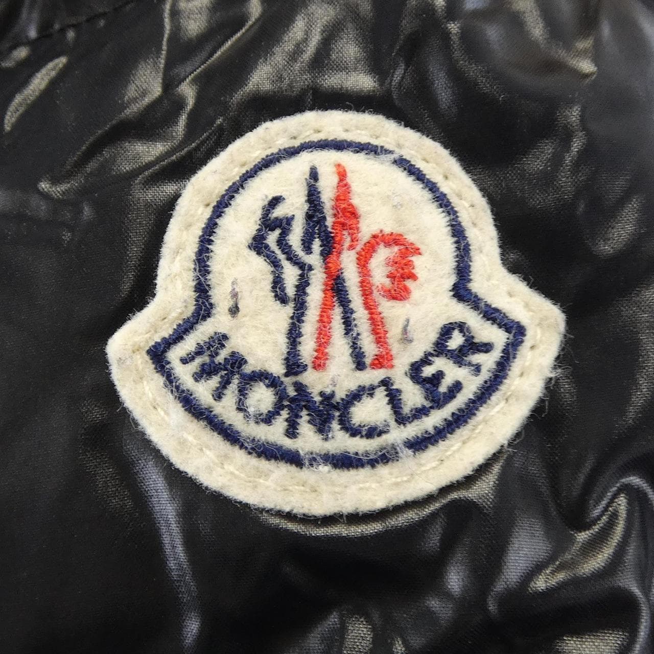 モンクレール MONCLER ARMOISE ダウンジャケット