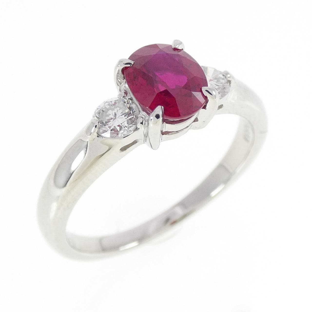 PT900 ルビー リング 0.84CT