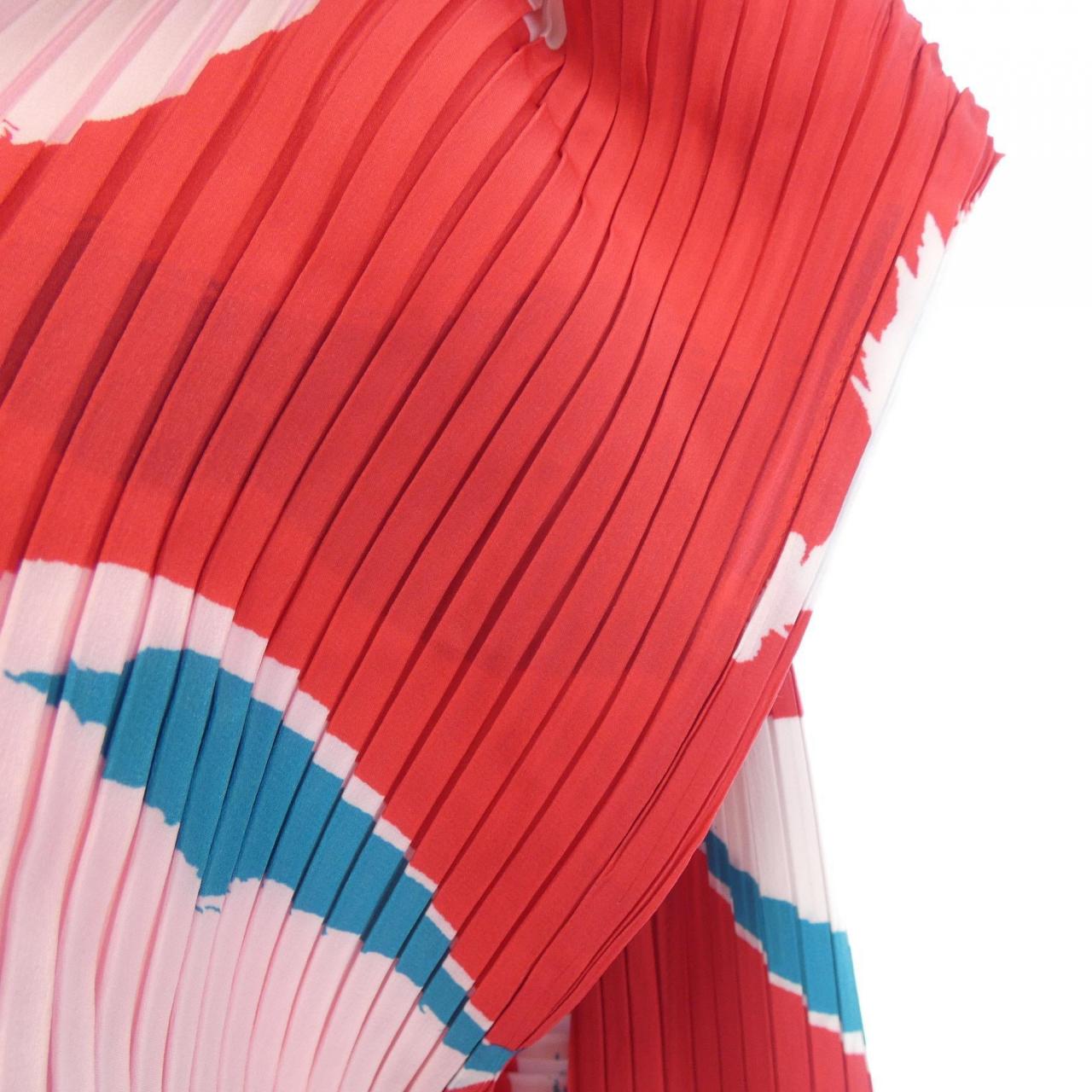 イッセイミヤケ ISSEY MIYAKE IM43FJ113 トップス