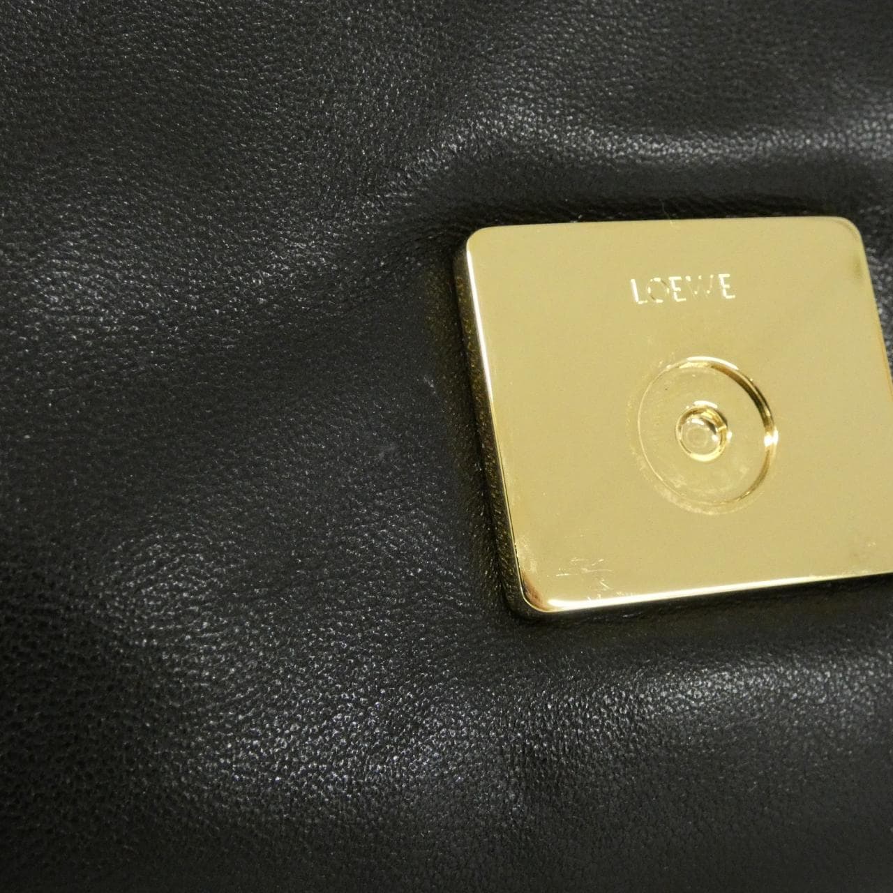 ロエベ ゴヤ パファー プリーツ ミニ A896W56X05 ショルダーバッグ