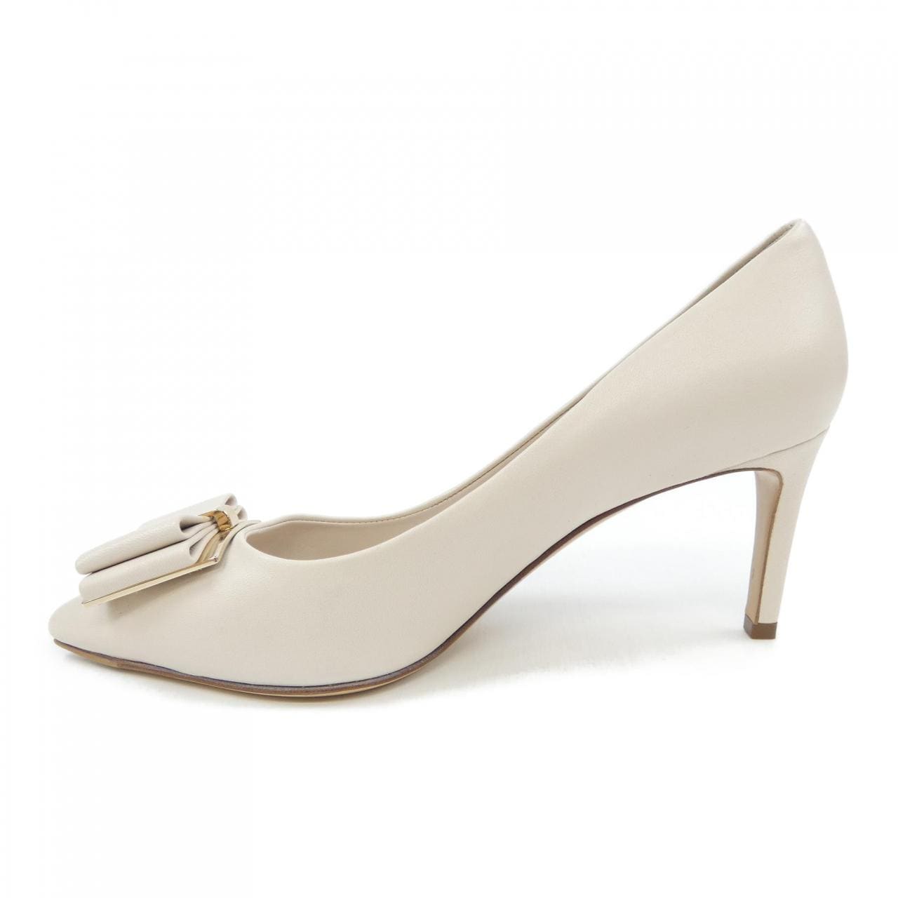 サルヴァトーレフェラガモ SALVATORE FERRAGAMO パンプス