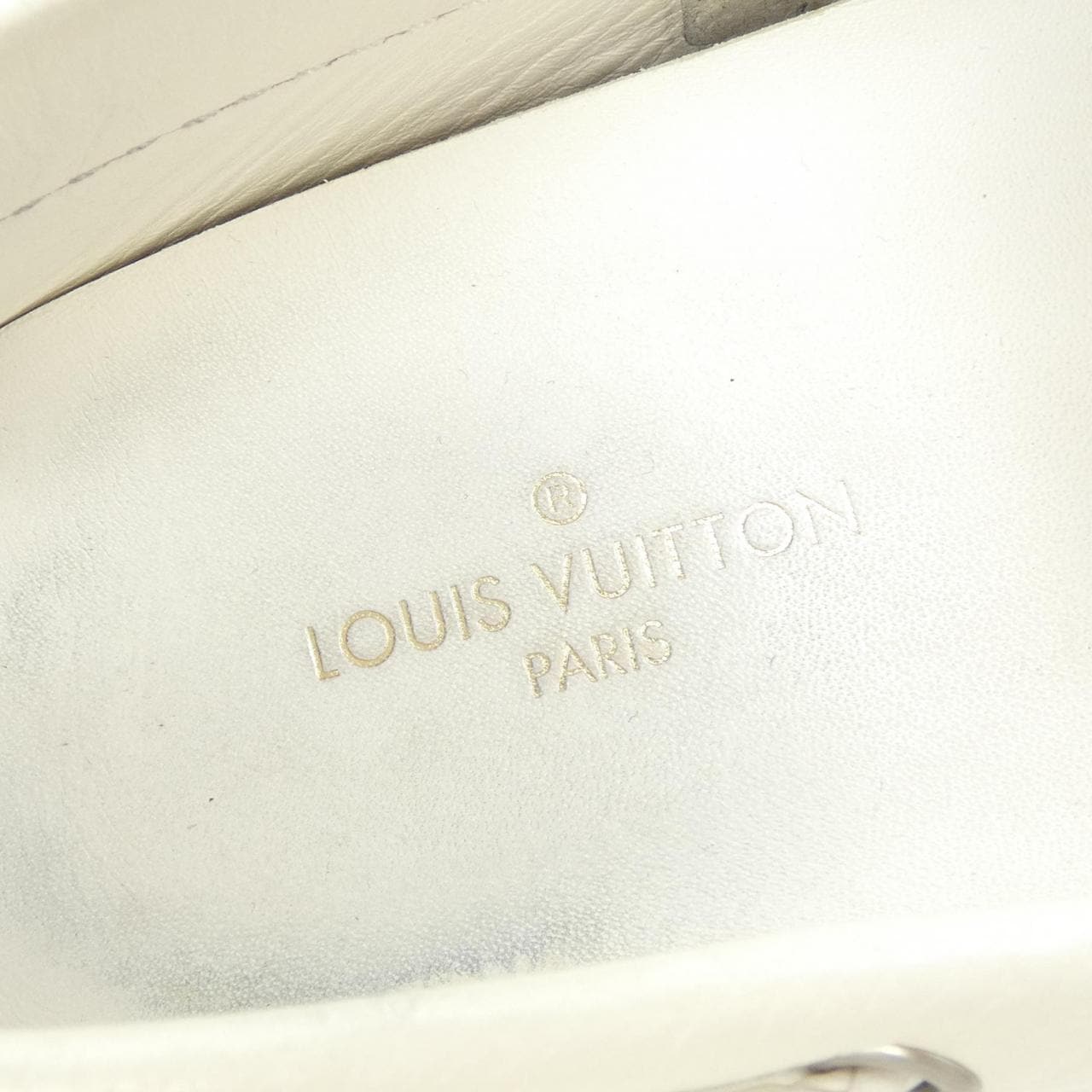 ルイヴィトン LOUIS VUITTON ND0251 シューズ