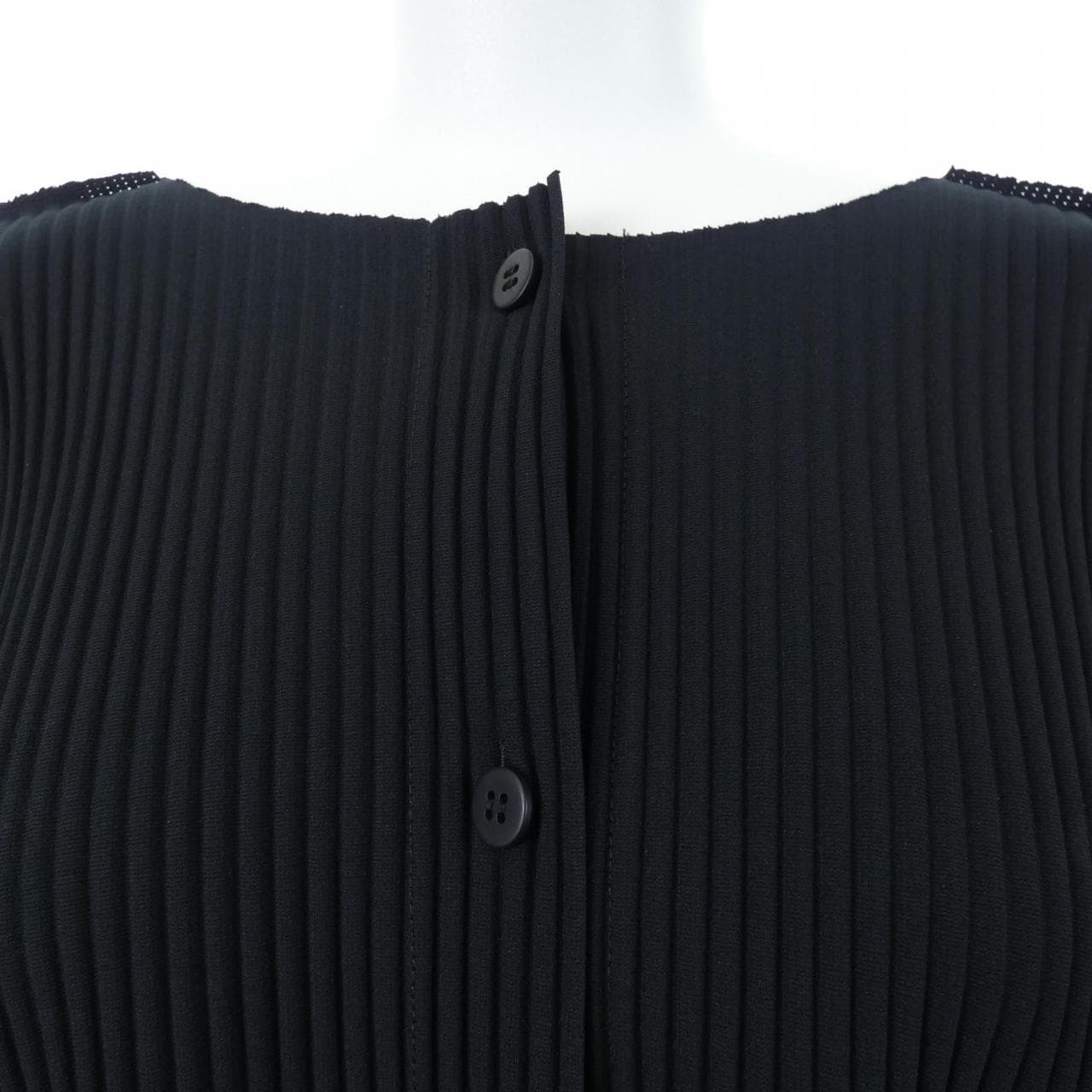 ミーイッセイミヤケ me ISSEY MIYAKE MI54KO492 カーディガン