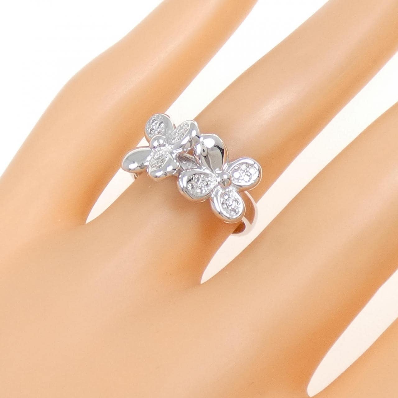 K18WG フラワー ダイヤモンド リング 0.13CT