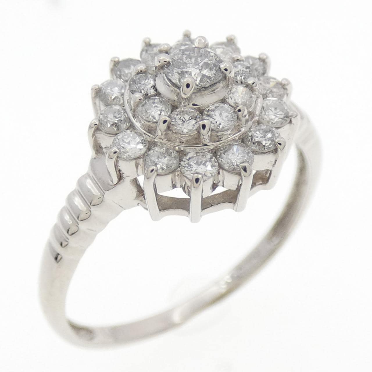 PT900 フラワー ダイヤモンド リング 0.50CT