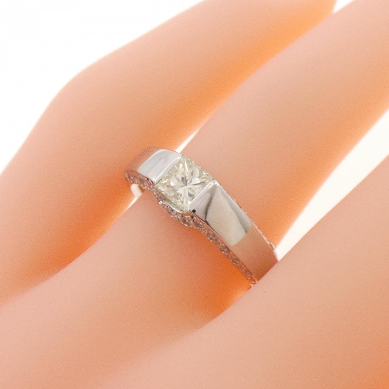 PT ダイヤモンド リング 0.438CT